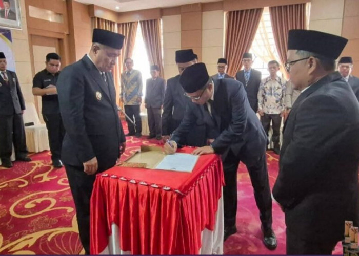 Oktovianus Jabat Pengawas Perumda Tirta Khayangan