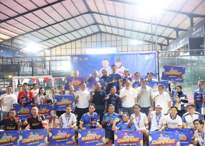 Gubernur Al Haris Tutup Padel Merdeka Cup Padel 2026, Dinas PUTR Provinsi Jambi Borong Juara Tingkat OPD 