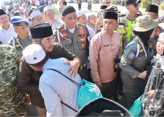 Tiba di Kuala Tungkal, Ratusan Jamaah Haji Asal Tanjab Barat Resmi Kembali ke Kampung Halaman