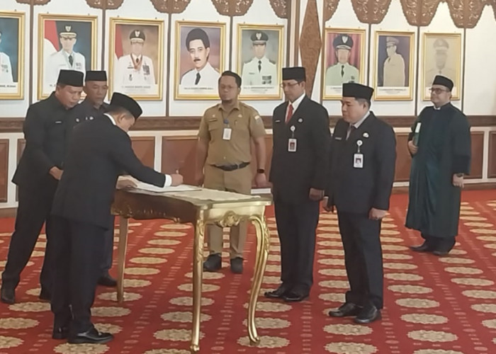 BREAKING NEWS! Muzakir Jadi Kepala Dinas PUPR Provinsi Jambi, Johansyah Asisten II