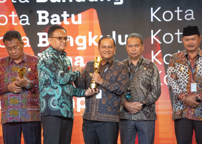 4 Kali Berturut-turut, Wali Kota Jambi Kembali Terima Penghargaan Innovative Goverment Award Tahun 2025 