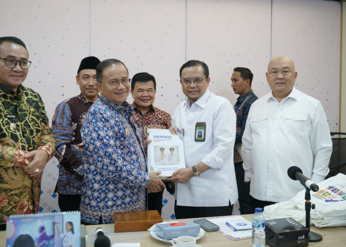 Maulana Perjuangkan Revitalisasi 135 Sekolah, Targetkan PAUD Negeri di Tiap Kecamatan