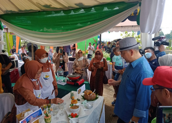 Wako Fasha Buka Festival Kuliner di Danau Sipin