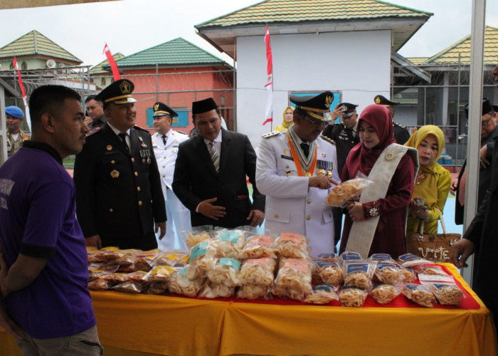 Bupati Tanjabbar Anwar Sadat Apresiasi Produk Karya Warga Binaan Lapas Kualatungkal