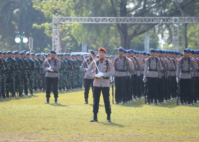 Dirreskrimum Polda Jambi Kombes Pol Andri Ananta Jadi Komandan Upacara Hari Pancasila di Riau
