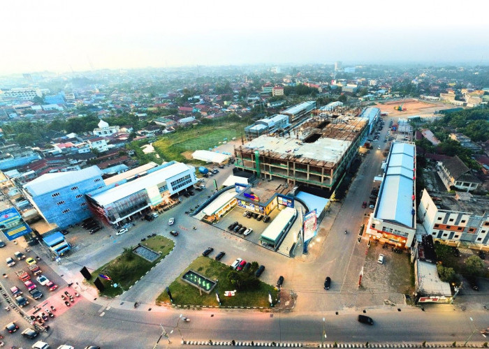 Tak Pernah Sepi! JBC Jambi Jadi Tempat Nongkrong Paling Hits Sekaligus Ladang Kerja
