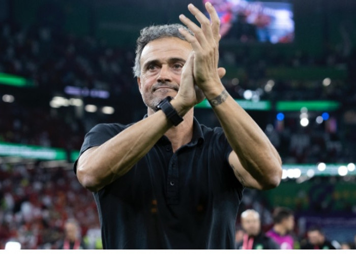 Pelatih PSG Luis Enrique Sabet Pelatih Terbaik 2025 Pilihan FIFA