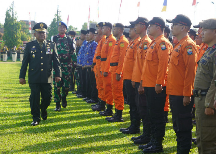 Kasrem 042/Gapu Pimpin Upacara Puncak Peringatan HUT Ke-79 TNI Tahun 2024