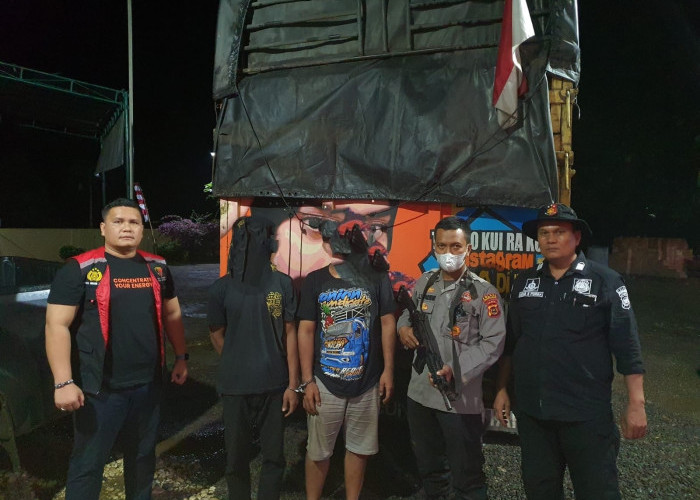 Angkut 10 Ton Solar Ilegal, Polisi Amankan Truk PS Tangki Modifikasi di Kumpeh Ulu