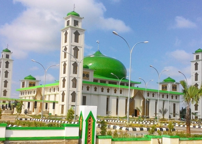 Dibangun dengan Biaya Rp60 Miliar, Masjid di Tebo Ini Masya Allah Indahnya