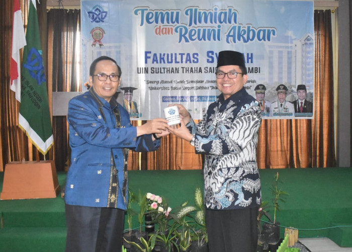 Jalin Keakraban Alumni, Fakultas Syariah Gelar Reuni Akbar dan Temu Ilmiah