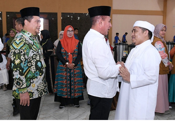 Gubernur Sumatera Utara Sambut Kepulangan Tuan Guru Babussalam Syekh Zikmal Fuad dari Tanah Suci 