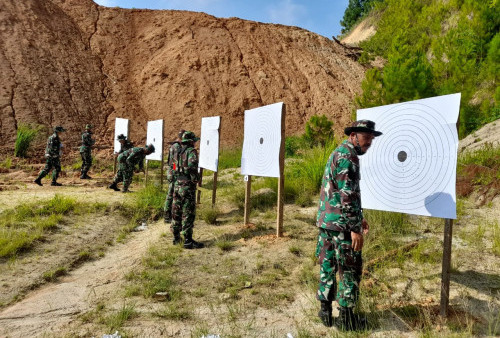 Ratusan Tentara di Kerinci Latihan Nembak, Dandim: Tentara Harus Jago Menembak