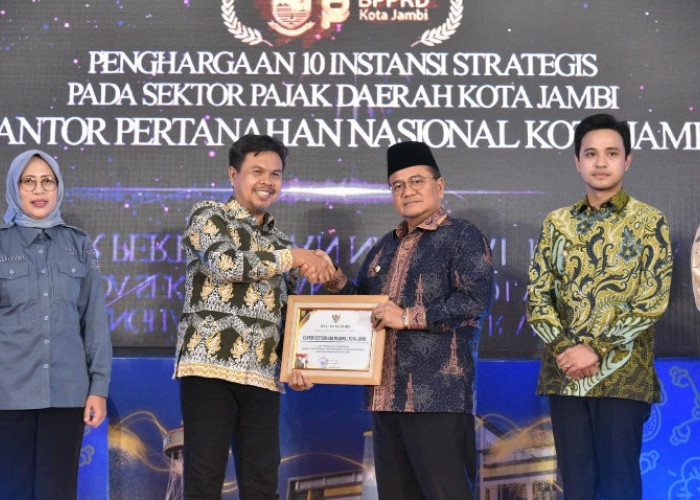 Malam Anugerah Pajak, Pemkot Jambi Apresiasi Kantor Pertanahan Kota Jambi