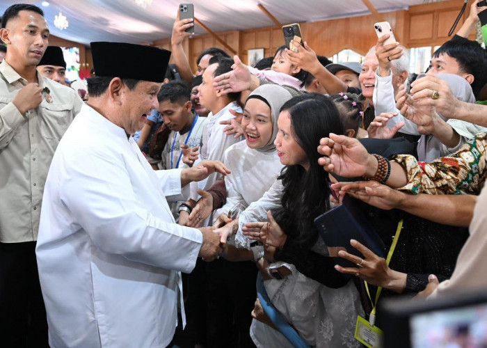 Momen Lebaran di Istana, Kisah Haru dan Bahagia Warga Bertemu Presiden Prabowo Subianto