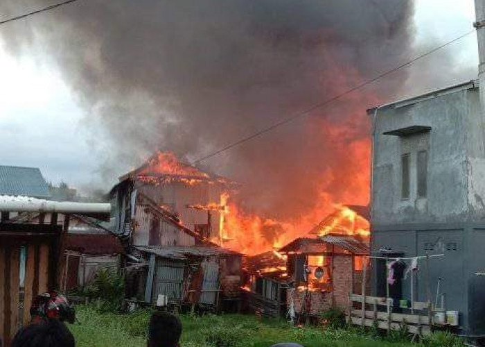 BREAKINGNEWS: Kebakaran Kembali Terjadi di Kuala Tungkal 