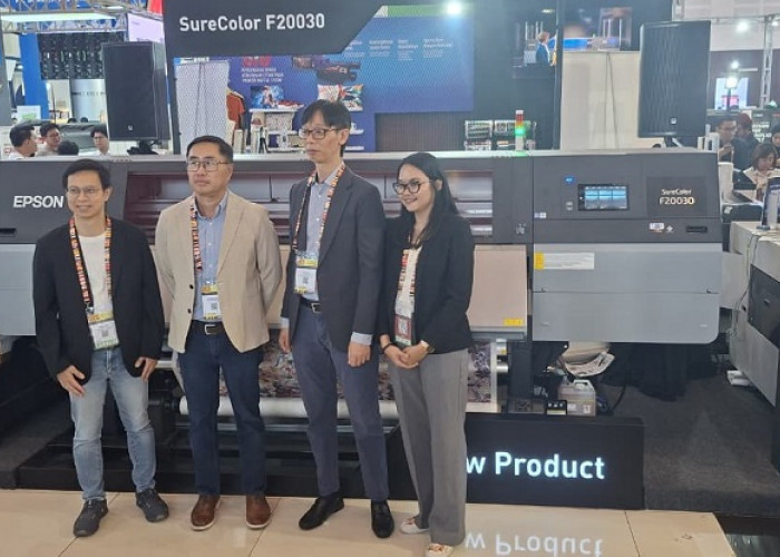 Sasar Pasar Industri, Epson Rilis Printer Dye-Sublimation 76 Inci dengan Delapan Printhead