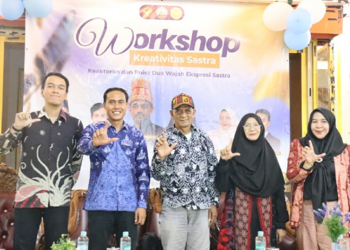 Lewat Workshop Keaktoran dan Puisi, PBSI UNJA Tampilkan Wajah Baru Pembelajaran Sastra 