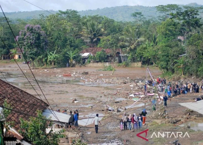 BNPB Bangun Jembatan Darurat Optimalkan Distribusi Bantuan di Sukabumi