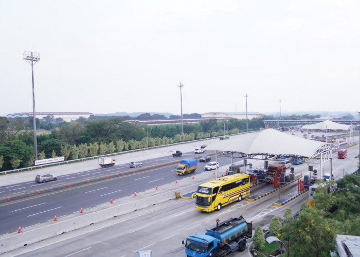 H-5 LEBARAN! Tol Trans Jawa Makin Padat, 494 Ribu Kendaraan Tinggalkan Jakarta