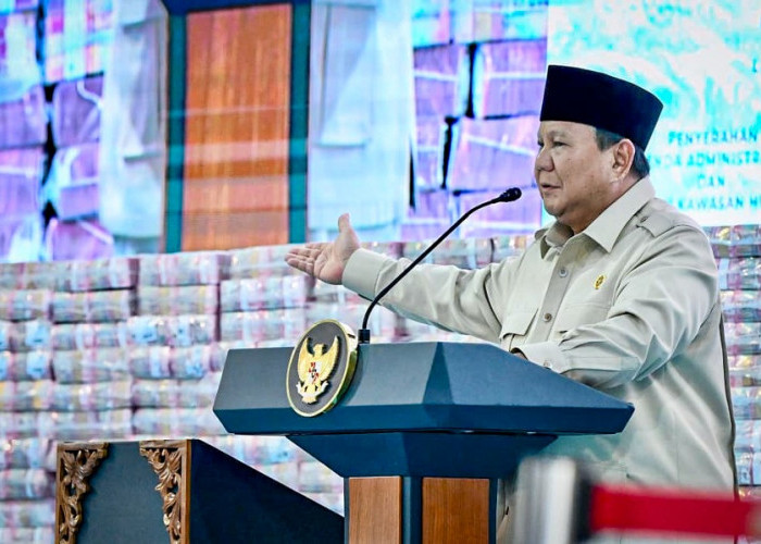 Presiden Prabowo Pangkas Bunga Kredit PNM Mekaar dari 24% Jadi di Bawah 9%