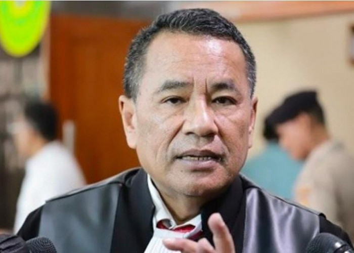 Hotman Paris Puji Ketegasan Prabowo di Kasus Febrie Adriansyah