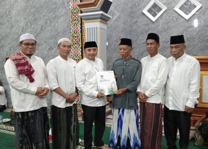 Wakili Sekda, Hendri Widodo Pimpin Safari Ramadan di Tanjung Benuang