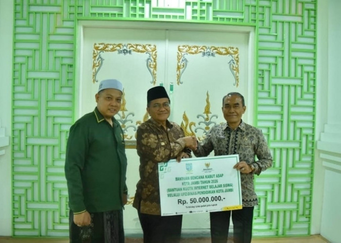 Siswa Belajar dari Rumah akibat Kabut Asap, Bantuan Kuota Rp50 Juta Dikucurkan
