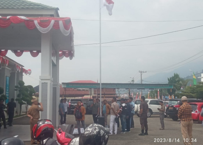 Gabungan LSM Geruduk Kejari Sungai Penuh, Ini Tuntutannya