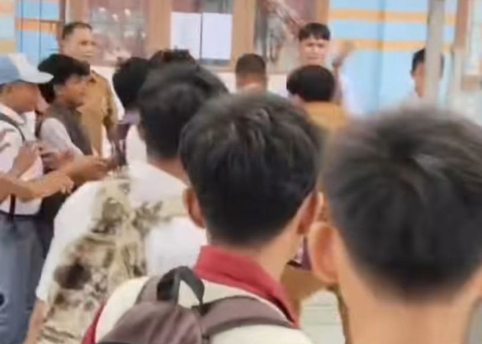 Video Kericuhan Guru dan Siswa SMK di Tanjabtim Viral di Media Sosial
