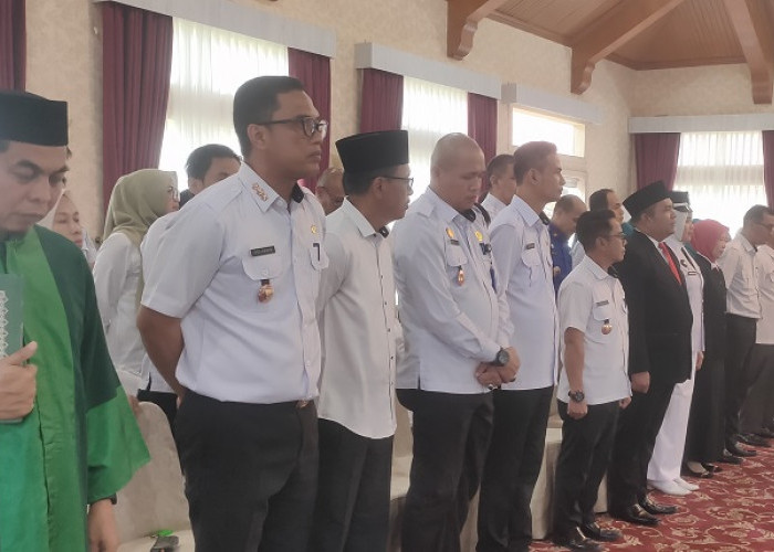 Bupati Tanjabtim Lantik 3 Pejabat, 7 Camat Ikut Sertijab, Berikut Nama-Namanya