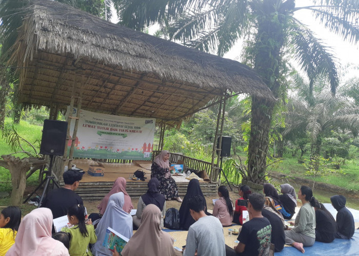 Cerita Anak-anak di Atap Rumbe Berlatih Mendongeng, Membaca Nyaring, hingga Menulis Kreatif