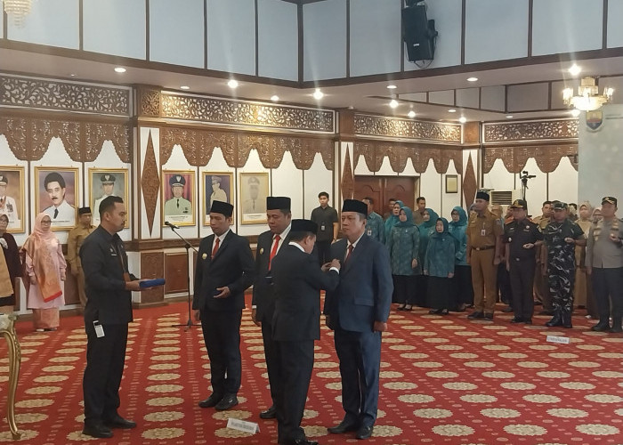 Gubernur Al Haris Kukuhkan 3 Pjs Bupati/ Walikota Sungai Penuh, Tanjabbar dan Batanghari, Ini Orangnya