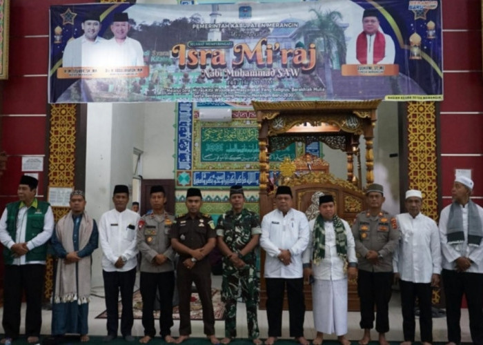 Peringati Isra Mi’raj 1447 H, Pemkab Merangin Salurkan Bantuan Bedah Rumah dan Masjid