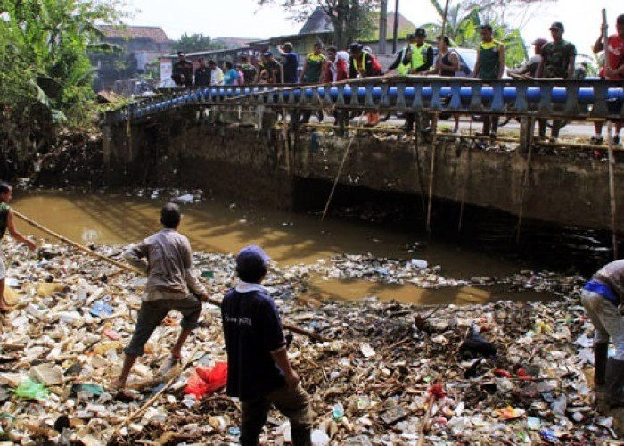 2030 Indonesia Perketat Aturan Plastik Sekali Pakai 