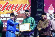 Bupati Hurmin Terima Anugerah Budaya Nasional, Bahasa Rimbo Resmi Sebagai Warisan Budaya