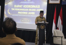 Rapat Timpora Tingkat Provinsi, Wagub Sani Minta Perketat Pengawasan Orang Asing, 
