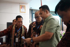 Buka Pelatihan UMKM, Bupati M. Syukur Dorong Industri Lokal Masuk Dunia Ritel Waralaba