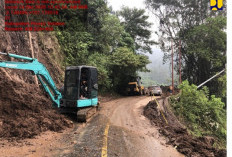 Pulihkan Arus Logistik, Kementerian PU Pacu Penanganan Longsor Tapan–Batas Jambi