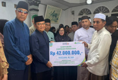 Bikin Haru! Wali Kota Jambi Datangi Rumah Duka, Santunan Puluhan Juta Langsung Diserahkan