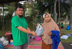 Mengalir ke Pedesaan & Pinggiran Kota, Karyawan PTPN IV PalmCo Antarkan Langsung Daging Kurban ke Rumah Warga