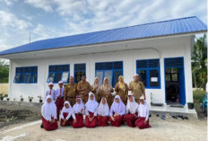 PTPN IV PalmCo Bangun Kembali SDN 011 di Rokan Hulu Pasca Terbakar, Langsung Salurkan Bantuan Rp199 Juta