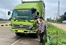 Dua Truk Bertabrakan di Exit Tol Pijoan, Satu Sopir Terjepit di Kabin