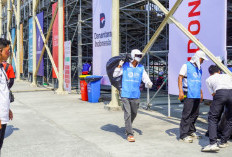 Di Balik Deru Motor MotoGP Mandalika, Ratusan Relawan BRI Peduli Bergerak Jaga Kebersihan Lingkungan
