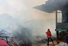 Kebakaran di Kumpeh Ulu, Satu Unit Rumah Warga Hangus Dilalap Api 