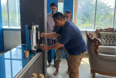 Dongkrak Semangat Kerja Karyawan, Kopi AAA Sediakan Fasilitas Ngopi Gratis di Jambi Ekspres