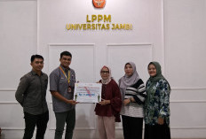 Sehat Jasmani Kuat Empati; Komunitas Fun Walk & Run Karyawan SKK Migas PetroChina Berdonasi Bencana Sumatera