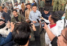 Temui Massa Demo, Ketua DPRD Jambi M. Hafiz Fattah Buka-Bukaan Soal Pengawasan Anggaran Karhutla
