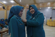 Hj. Fadhilah Sadat Tekankan Penguatan 6 SPM dari Desa Usai Sahkan Pengurus PKK dan Posyandu Tiga Wilayah
