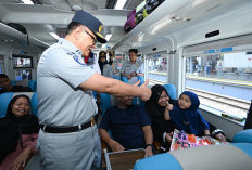 Jasa Raharja Berangkatkan Ribuan Pemudik dari Stasiun Pasar Senen Jakarta melalui Program Mudik Gratis BUMN
